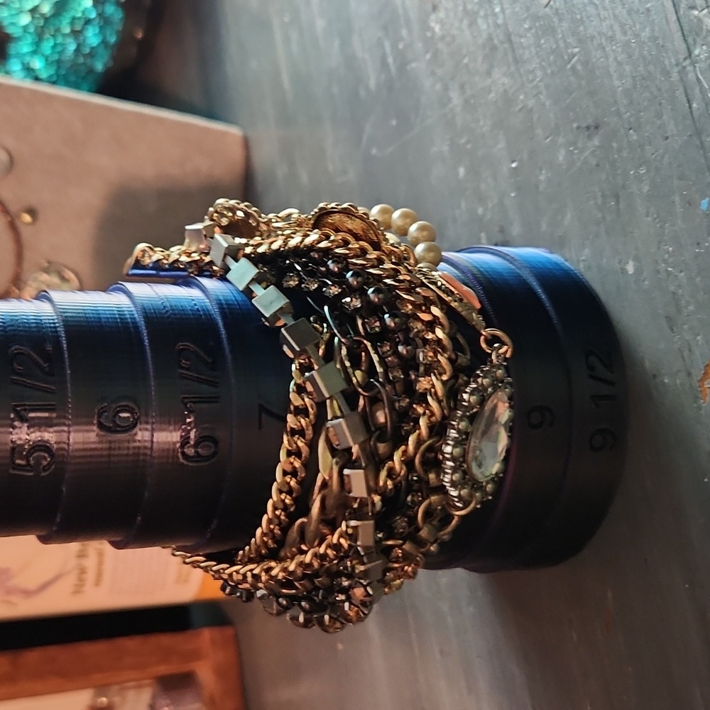 Multi-Layer Chain Bracelet - Picture 2 of 4